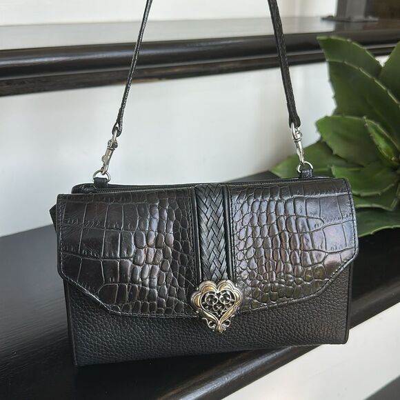 Brighton Genuine Leather Crossbody Shoulder Wallet Clutch Croc Heart Accent - Picture 1 of 9